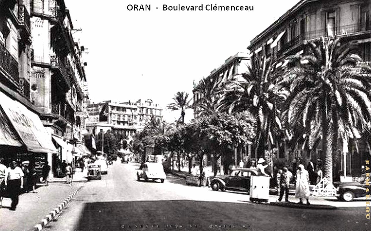 Oran - Boulevard Clemenceau.jpg